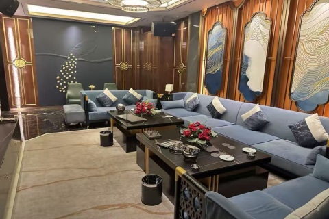 北海夜场招聘工作,本人客源好带你拿高收入,轻松赚钱无压力